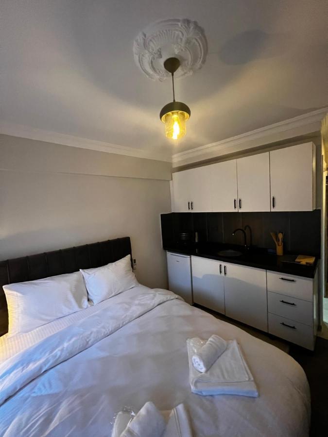 Mr Miller Suite Istanboel Buitenkant foto